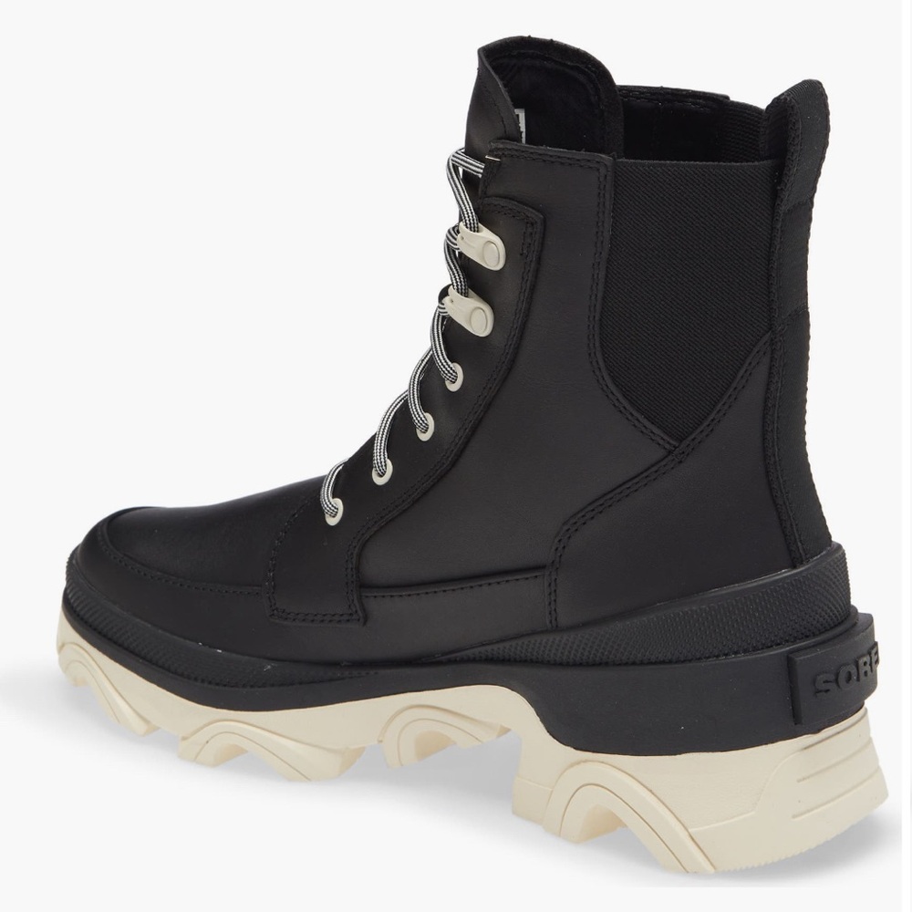 Sorel Lace Boot Size 8 Black - Picture 2 of 6